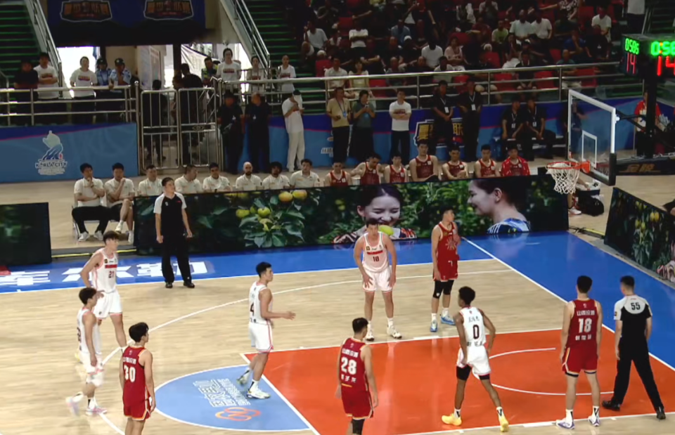 om, 和表现机会, 练杜锋