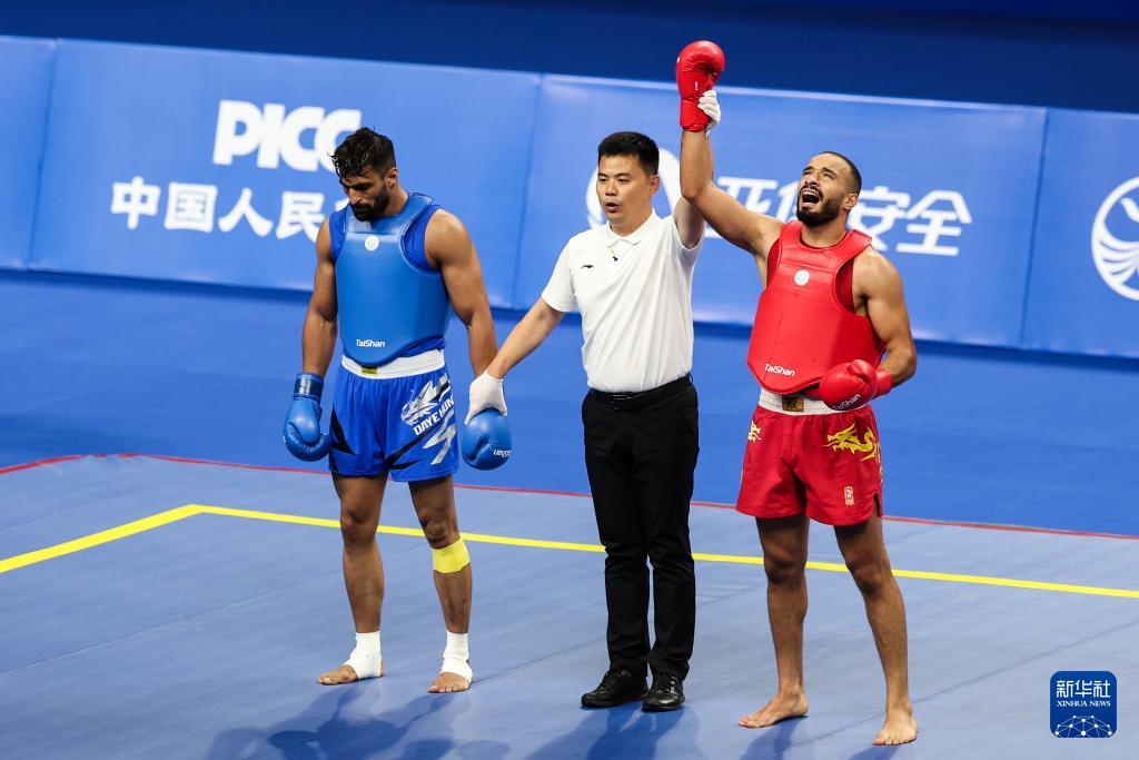 tenan, amp, 台上向观众 tenan, amp, 台上向观众