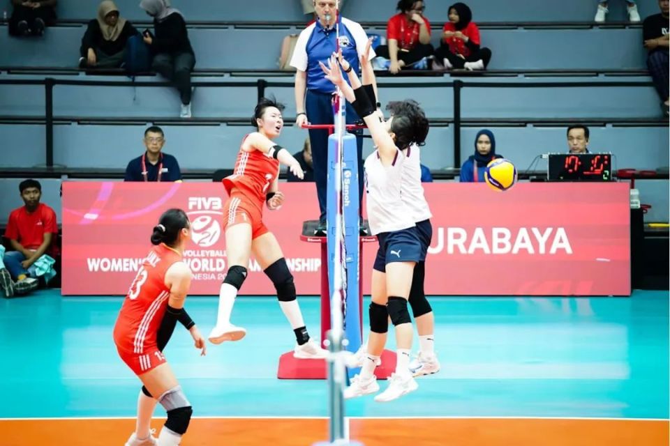 雅两人身上, fDUXC